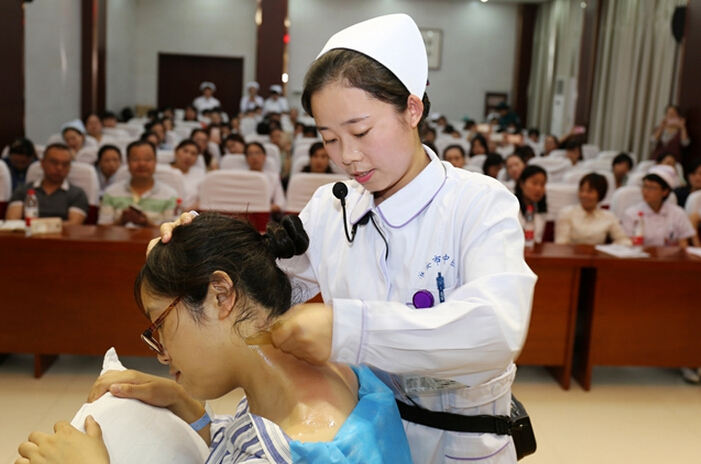 湖北省襄陽市中醫(yī)醫(yī)院兒科開展義診服務活動